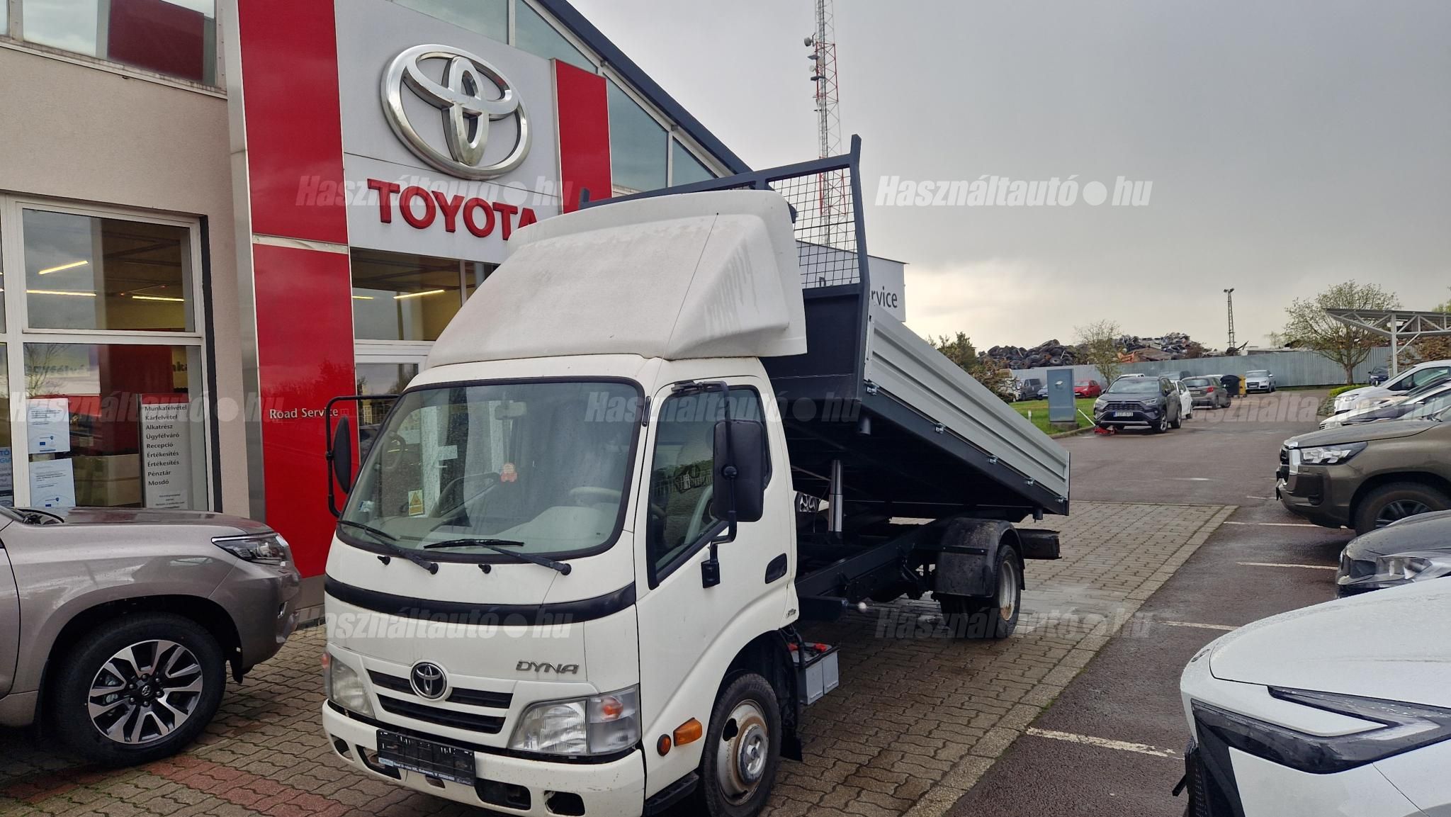 TOYOTA DYNA 2014/7 - 1