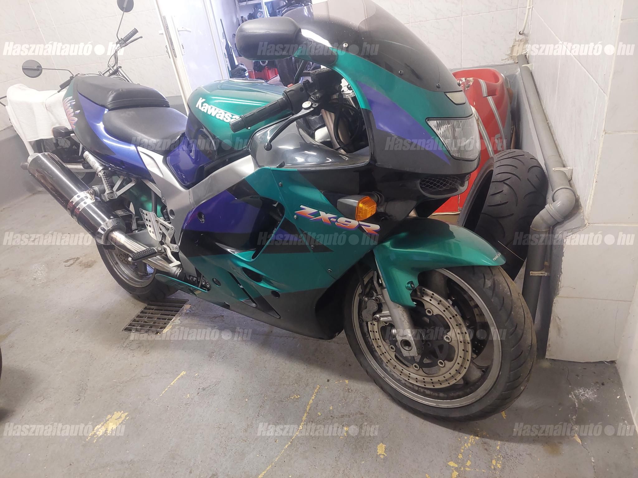 Eladó KAWASAKI ZX-9R (NINJA) 899 cm³ (1994) Motorkerékpár