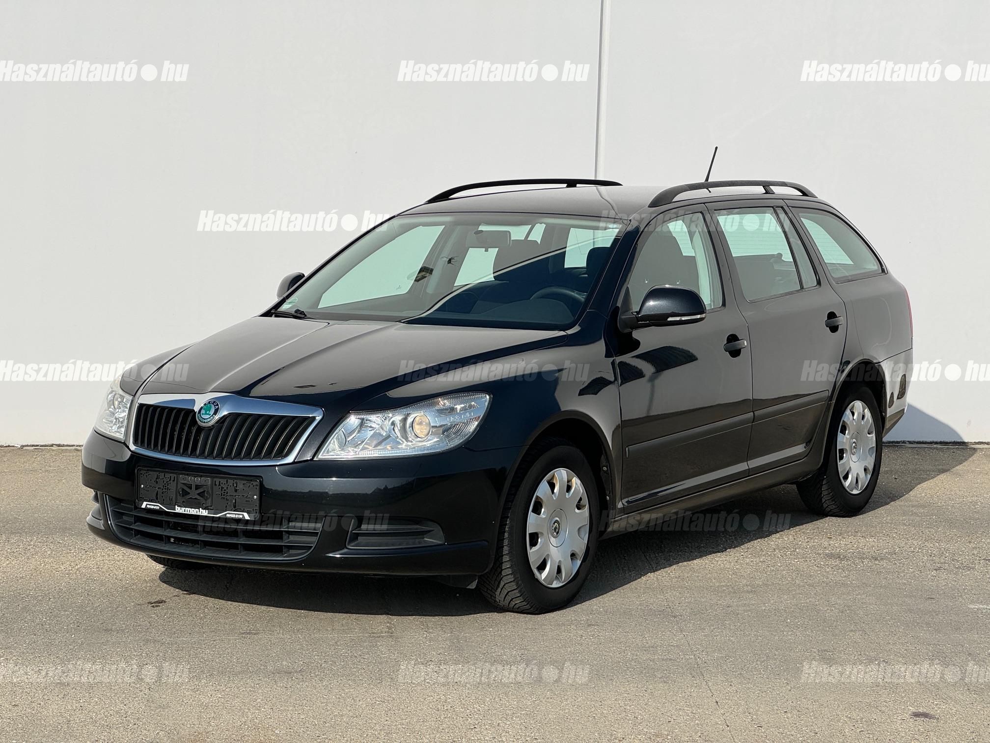 SKODA OCTAVIA 2011/4 - 1