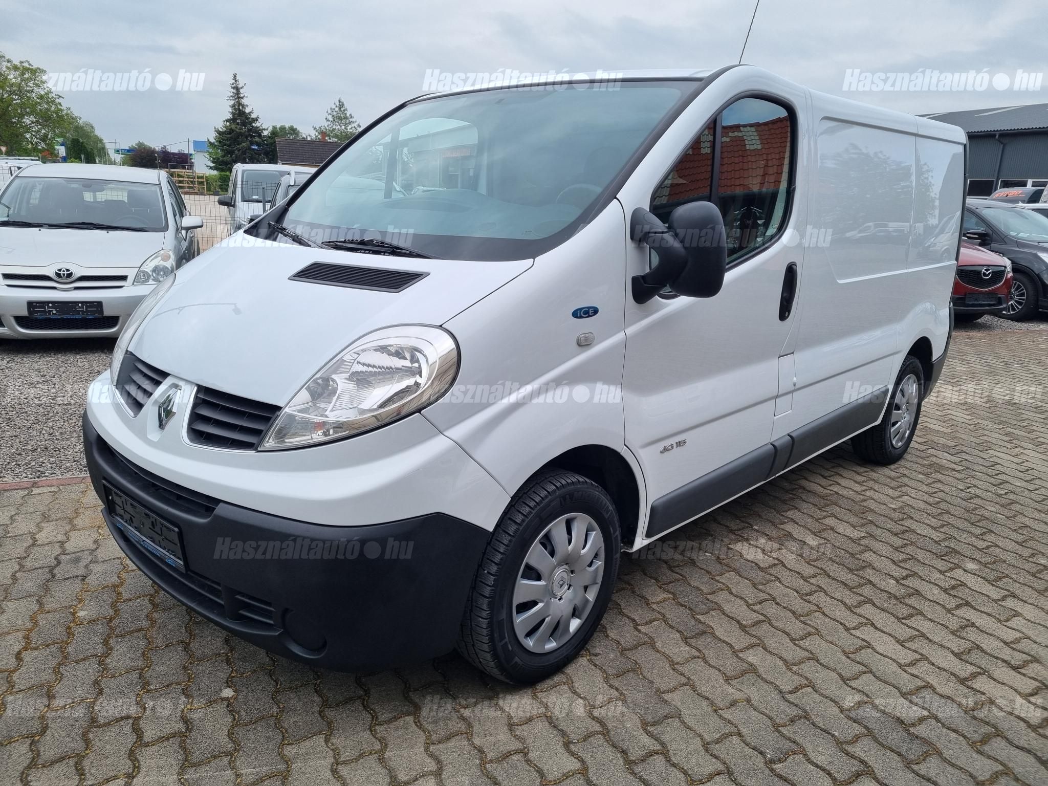 RENAULT TRAFIC 2011/5 - 1