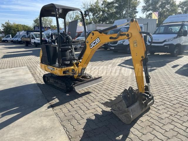 JCB 2017/5 - 1