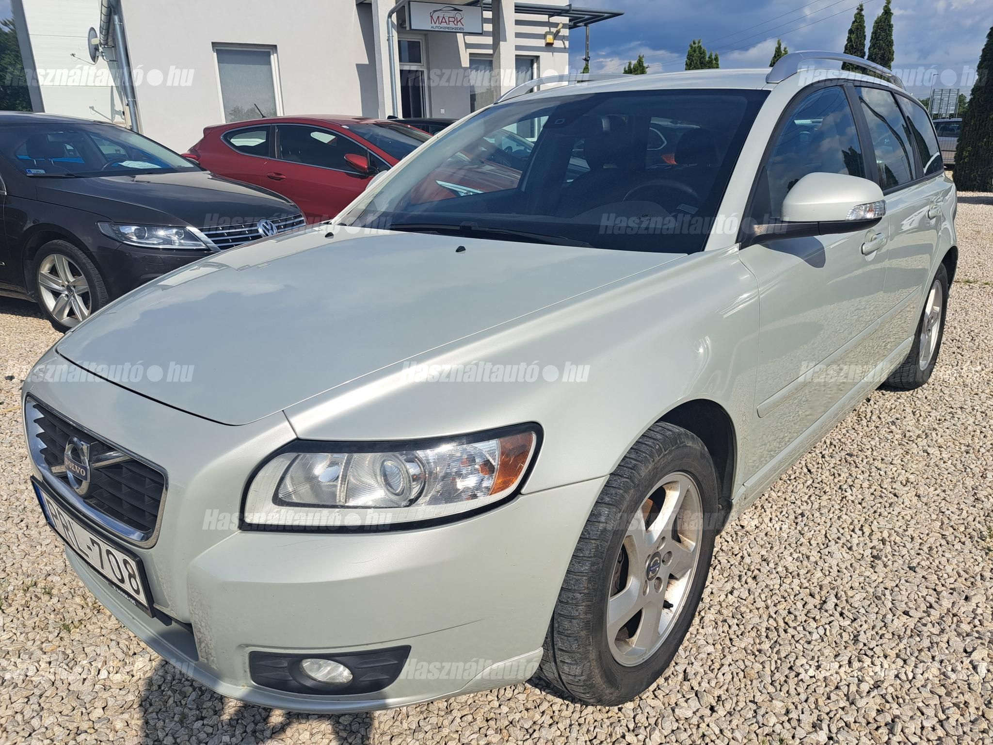 VOLVO V50 2012/8 - 1