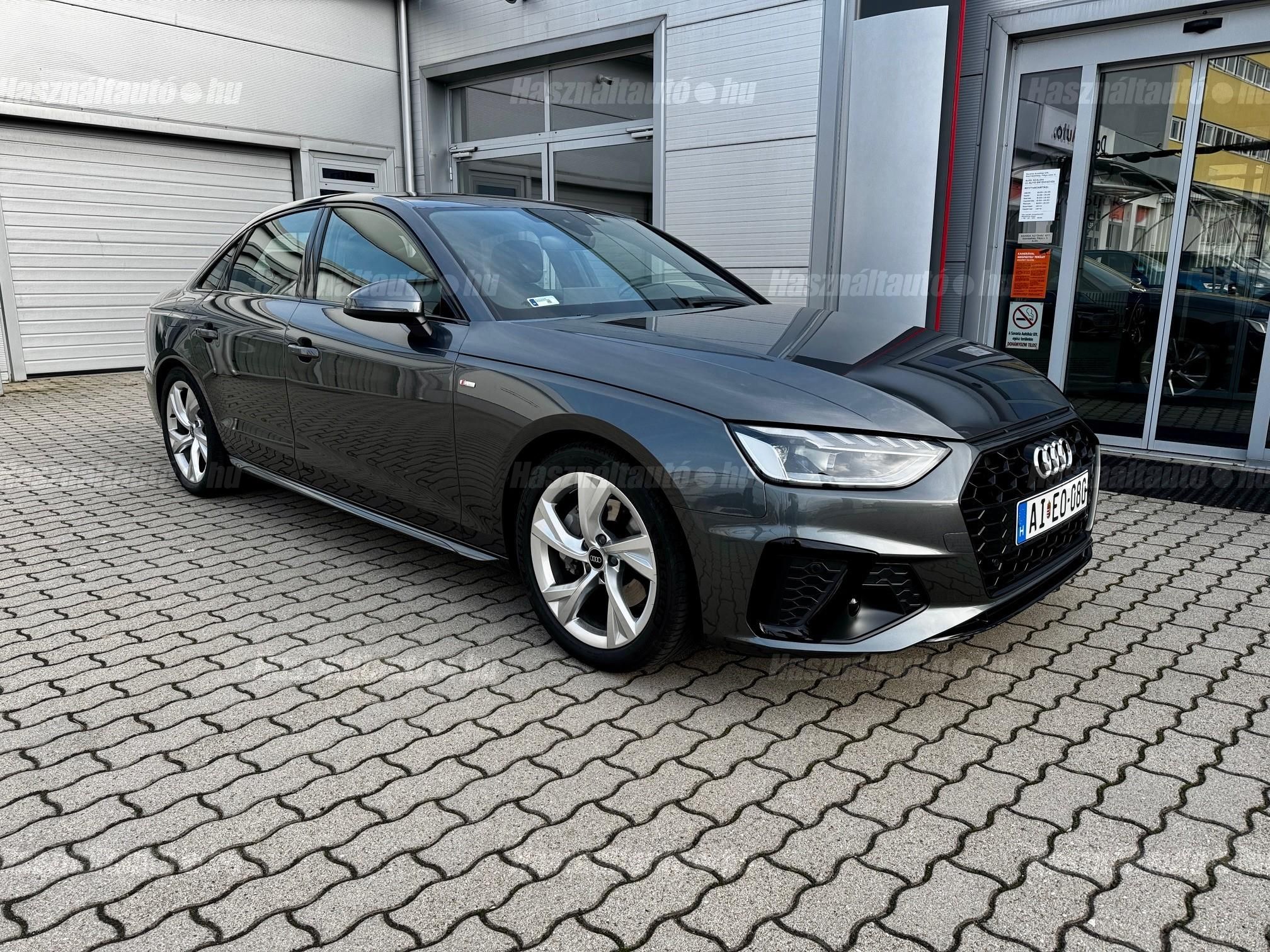 AUDI A4 2024 - 1