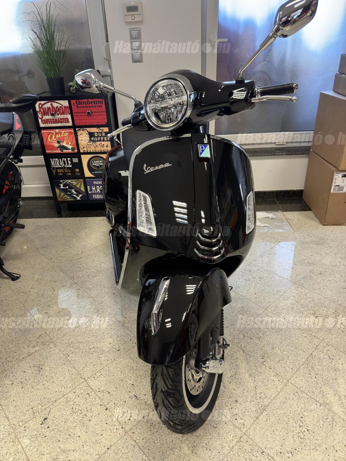 VESPA GTS 2024 - 1