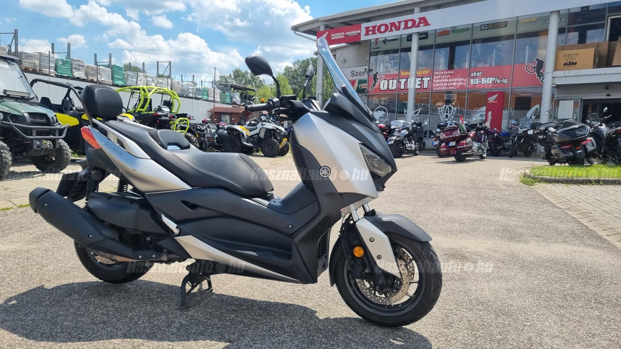 YAMAHA X-MAX 400 2021/5 - 1