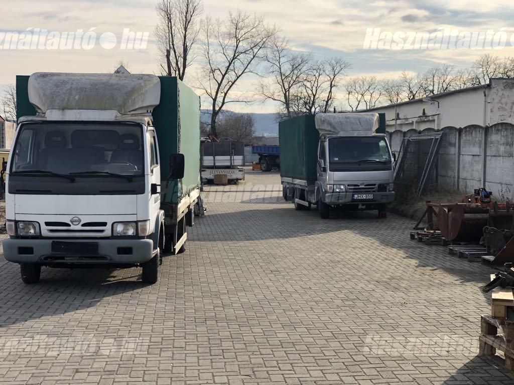 NISSAN CABSTAR 2002/12 - 1