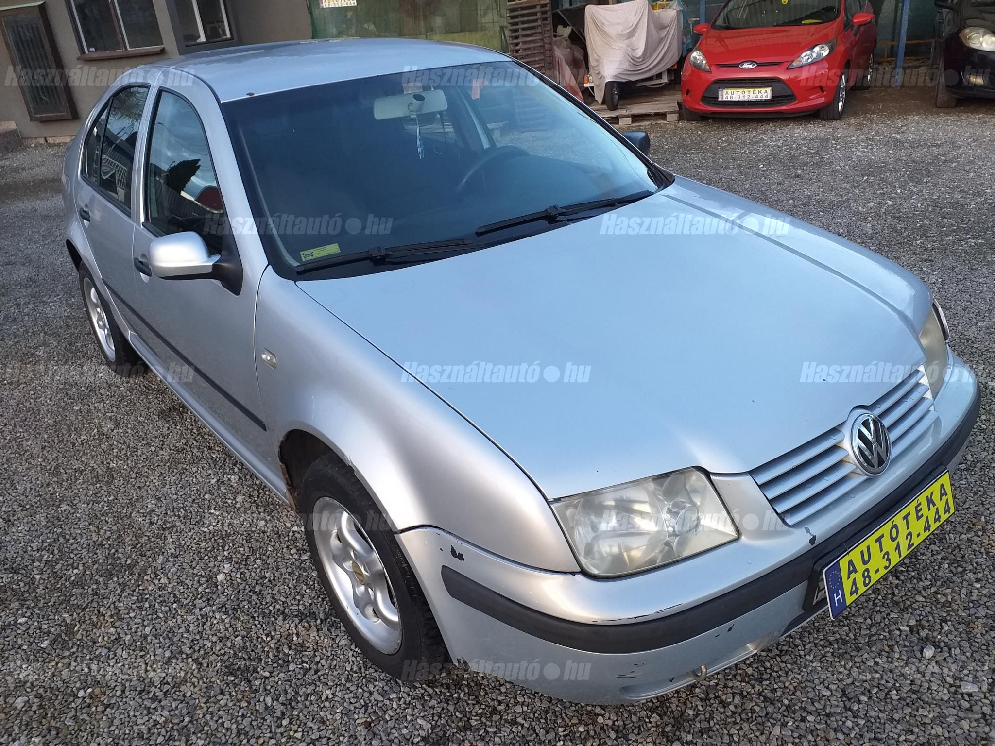 VOLKSWAGEN BORA 2003 - 1