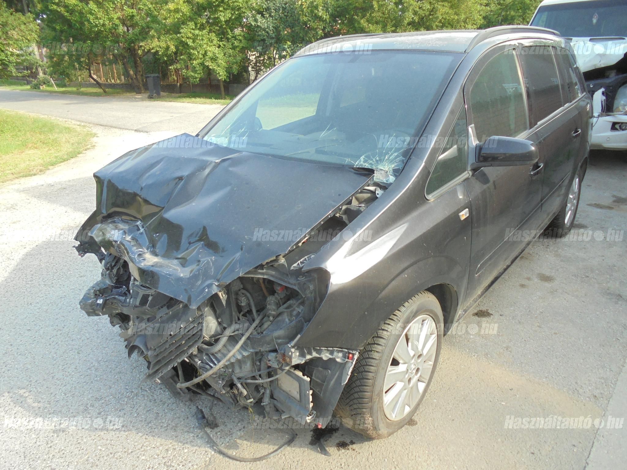 OPEL ZAFIRA 2006/7 - 1