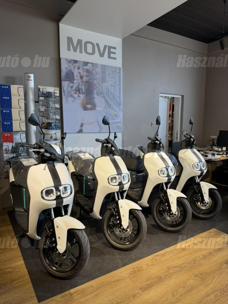 YAMAHA NEOS 2026/7 - 1
