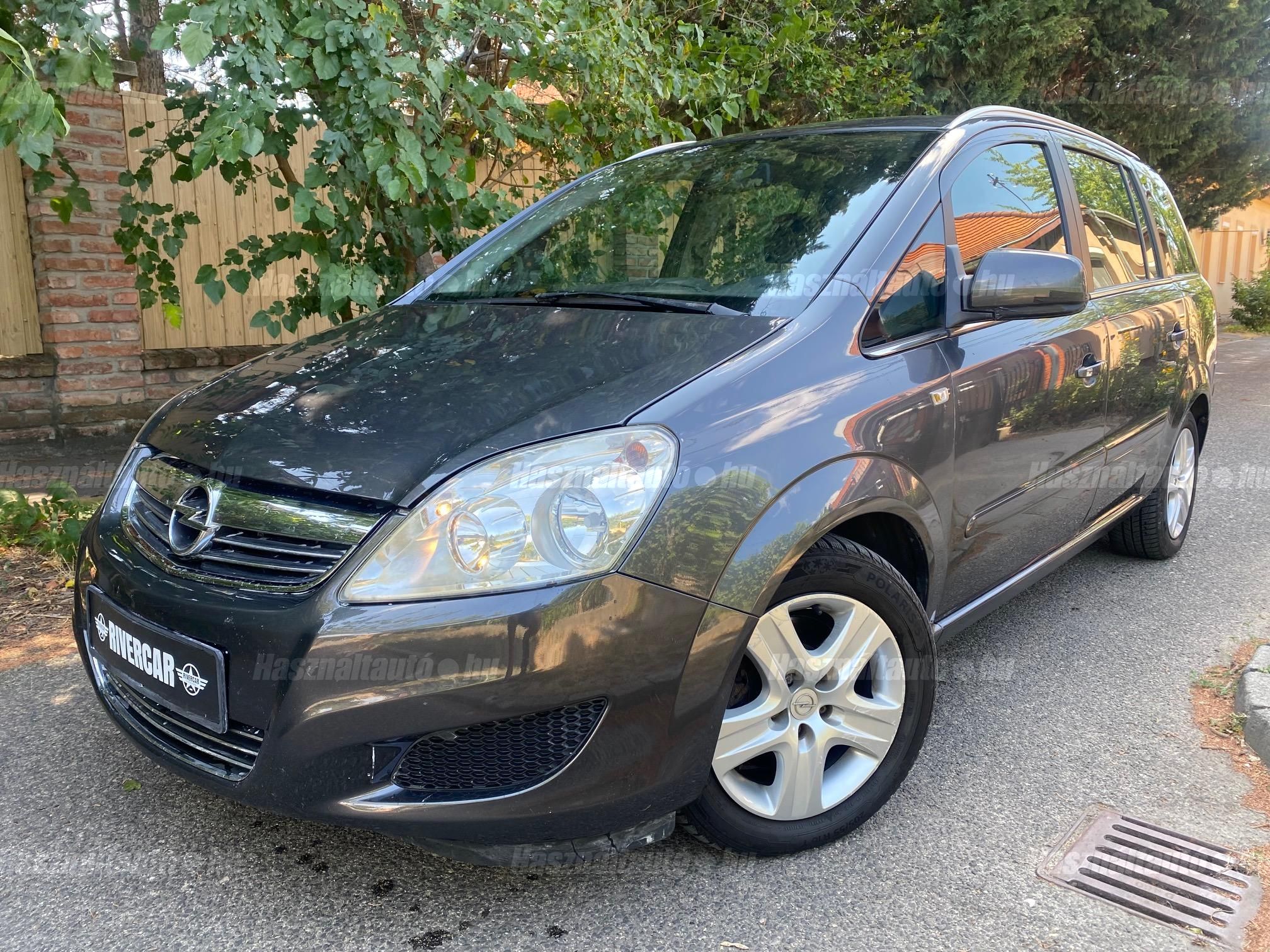 OPEL ZAFIRA B 2010/3 - 1