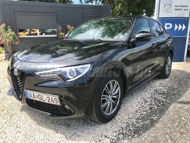 ALFA ROMEO STELVIO 2017/12 - 1