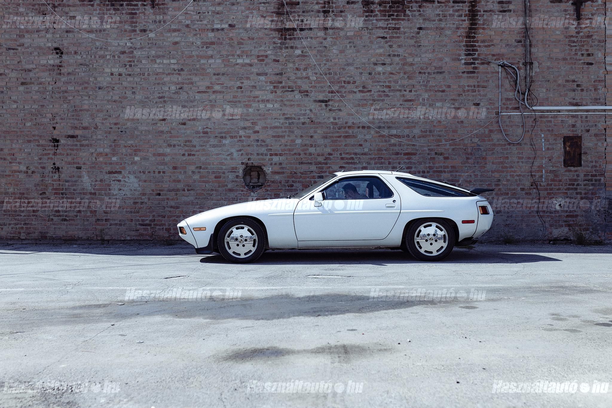 PORSCHE 928 1985/1 - 1