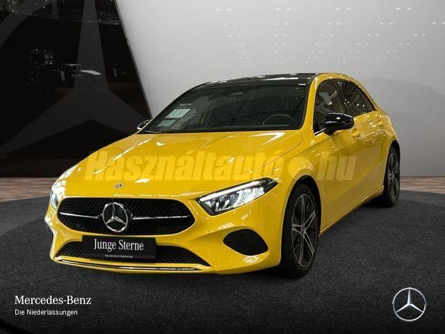 MERCEDES-BENZ A 200 2023/2 - 1