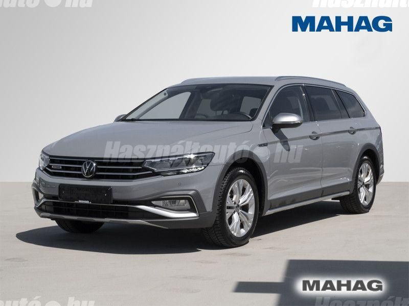 VOLKSWAGEN PASSAT 2022/4 - 1