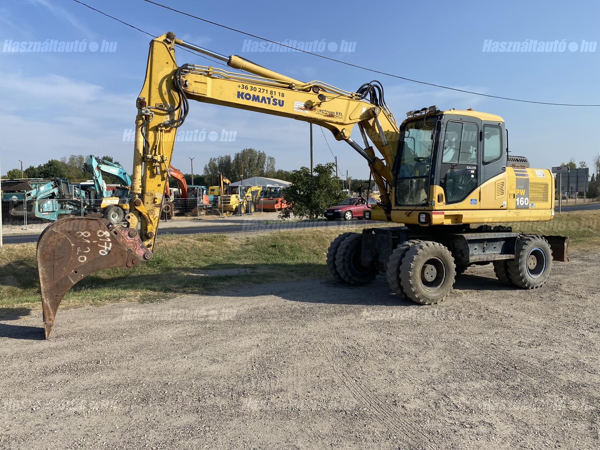 KOMATSU 2008 - 1