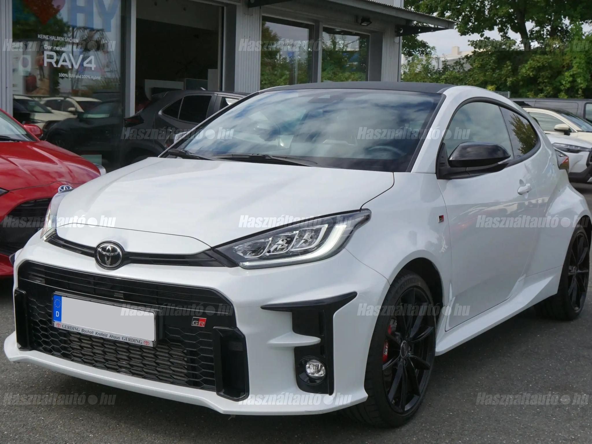 TOYOTA YARIS 2022/7 - 1