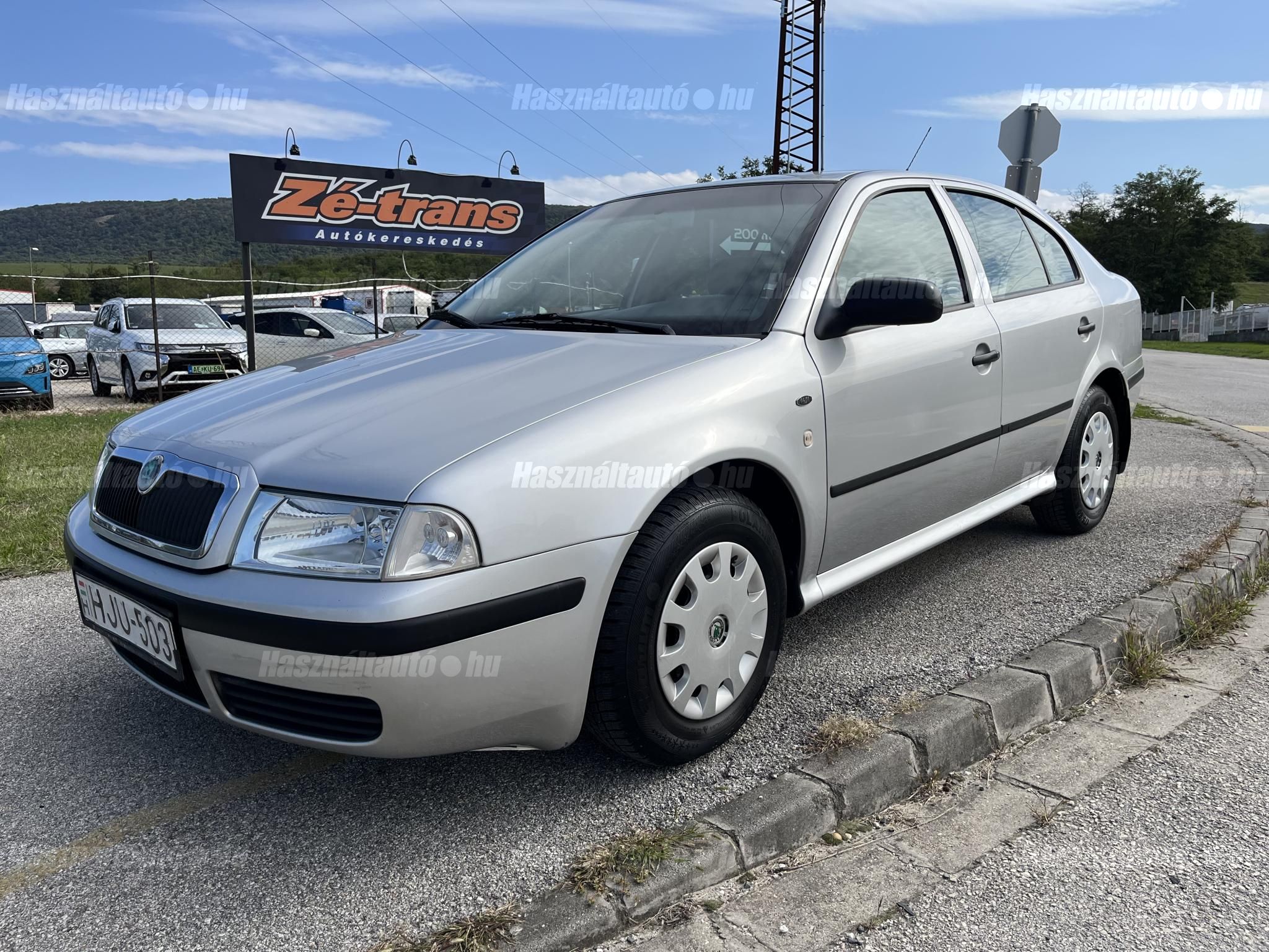 SKODA OCTAVIA 2000/9 - 1