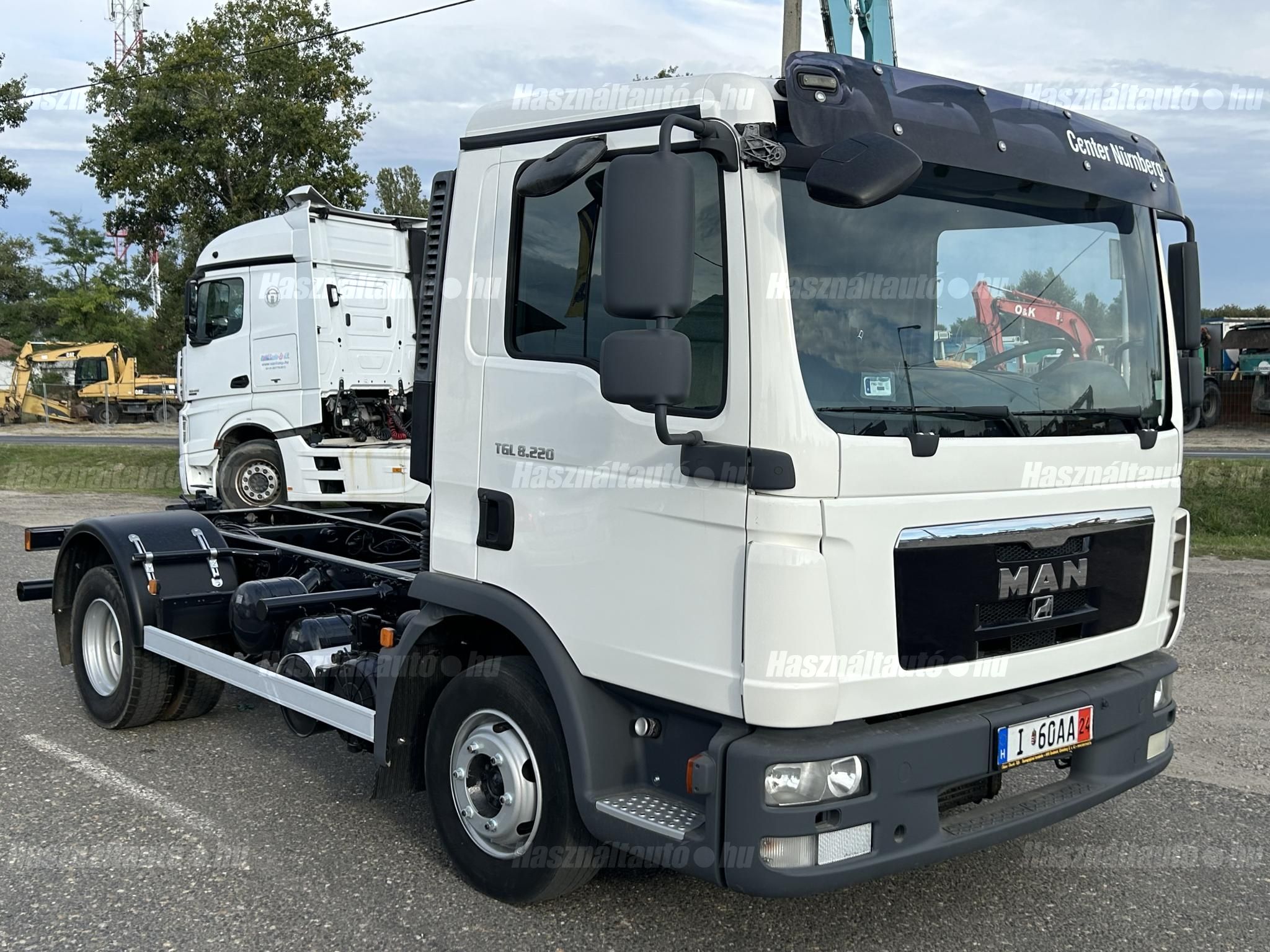 MAN 2012 - 1