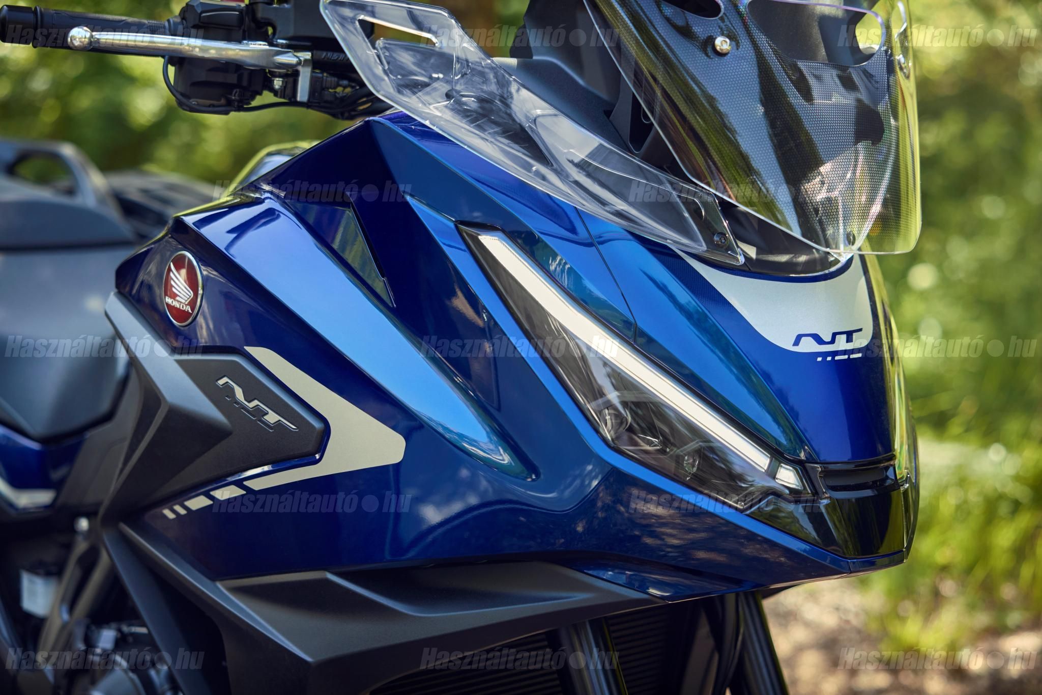 HONDA NT1100A 2026 - 1