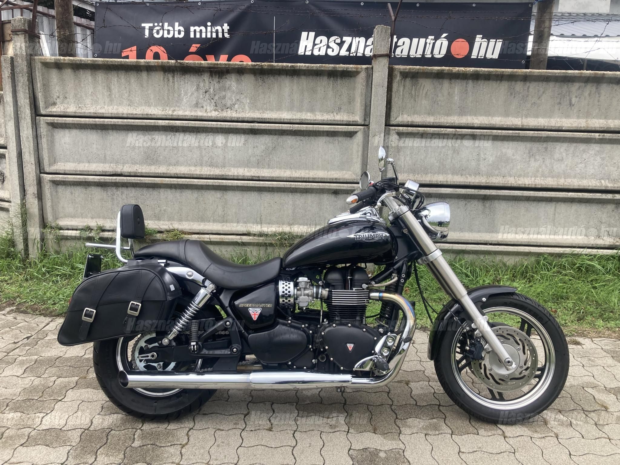 TRIUMPH SPEEDMASTER 2010 - 1