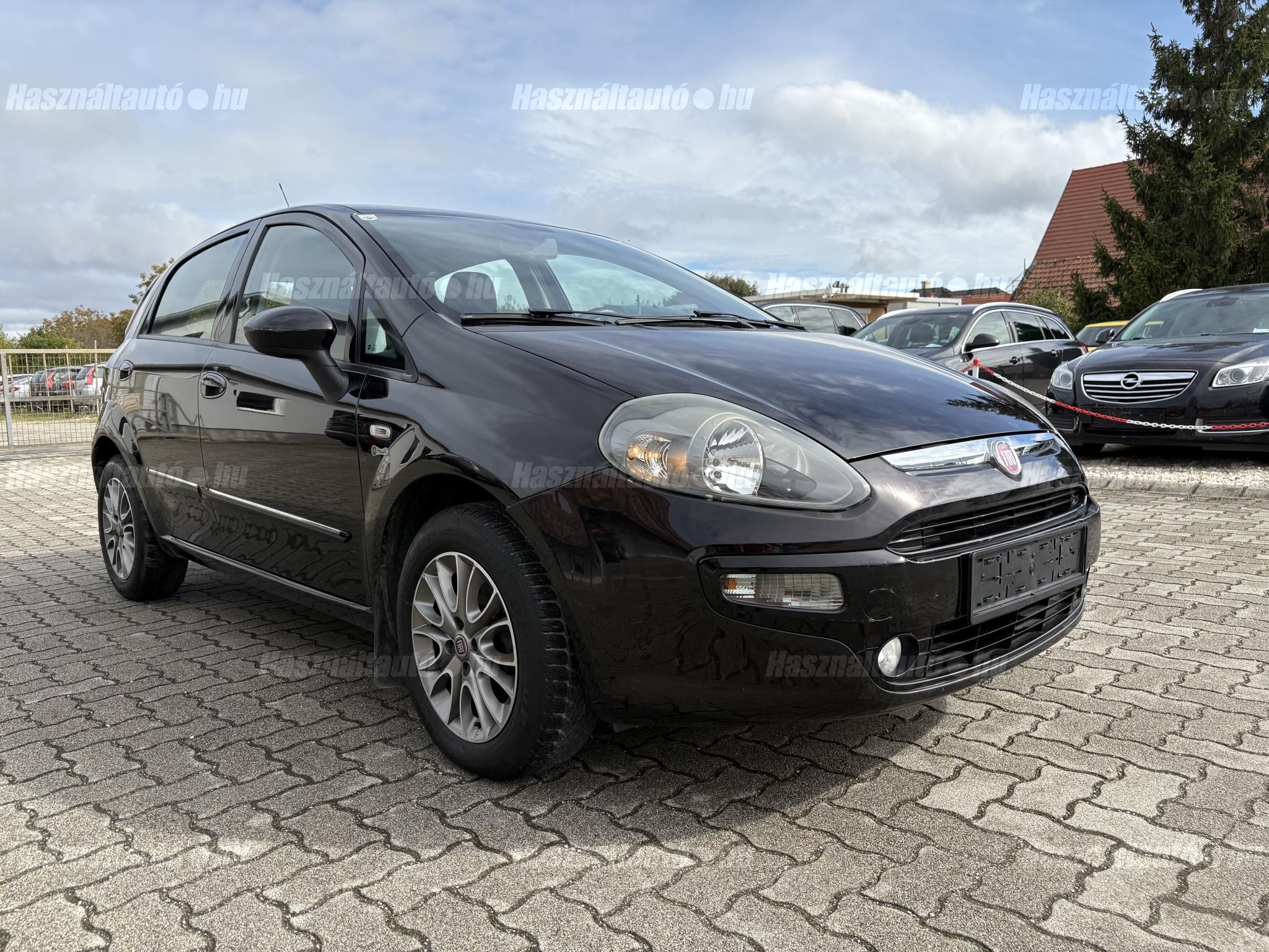 FIAT GRANDE PUNTO 2011/6 - 1
