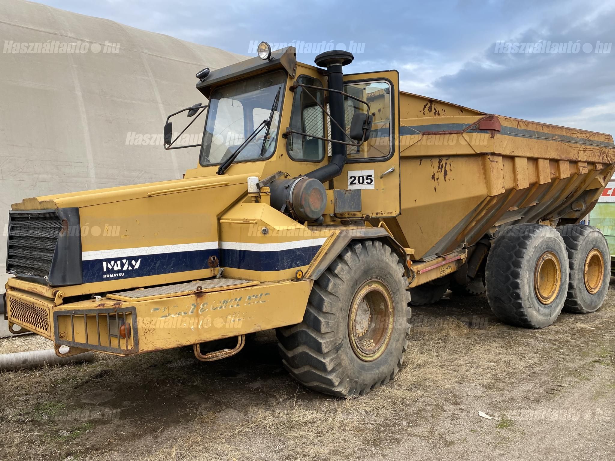KOMATSU 1998 - 1