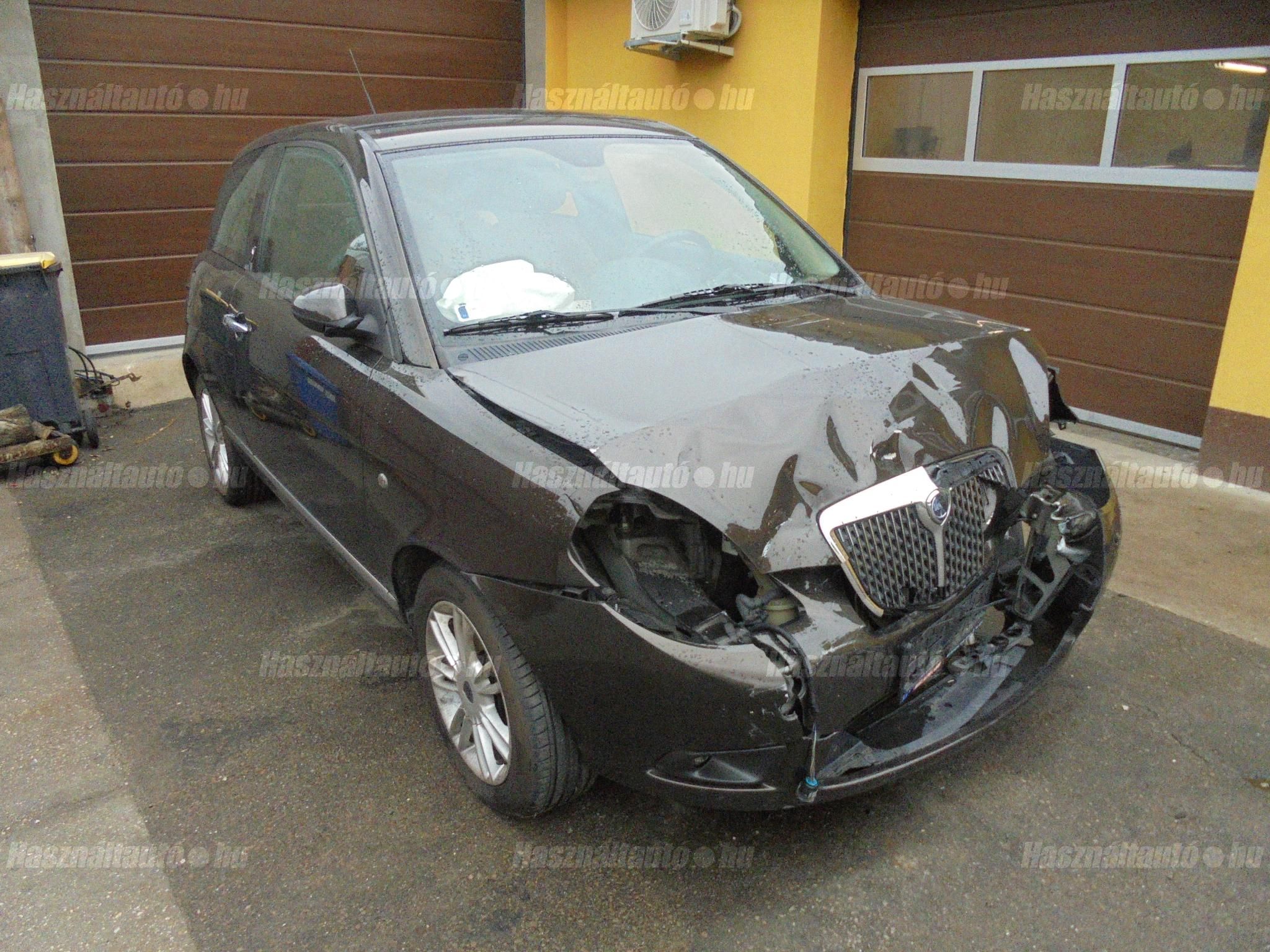 LANCIA YPSILON 2009/9 - 1