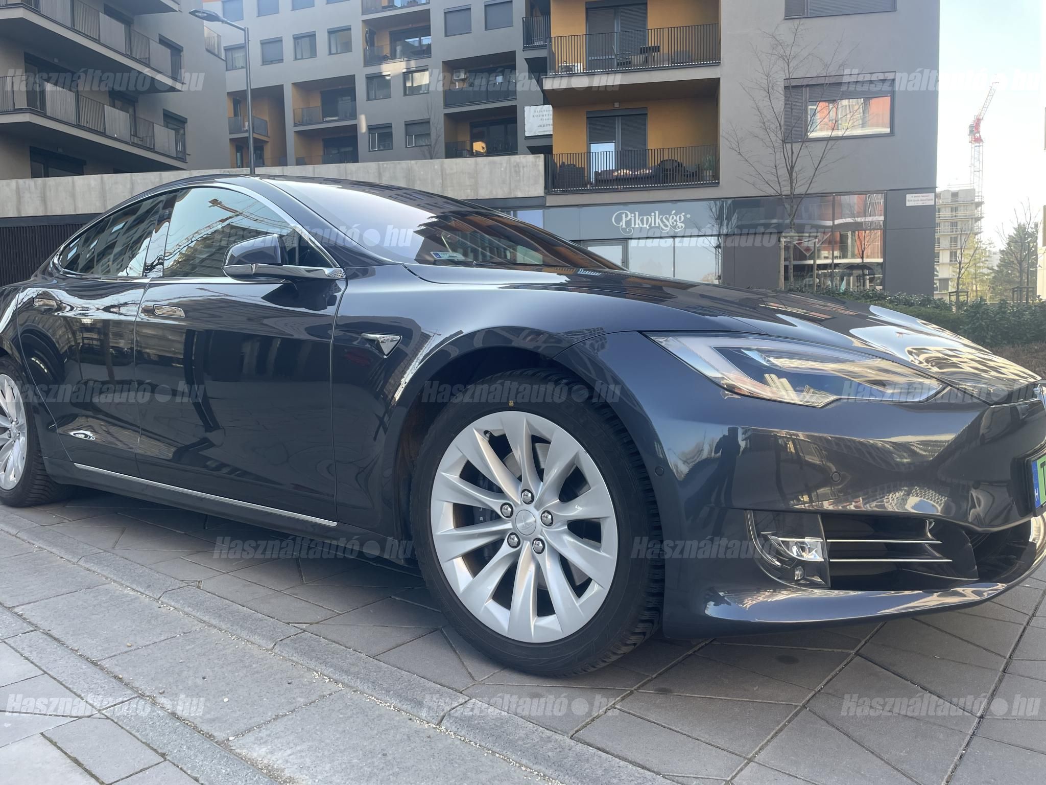 Eladó TESLA MODEL S Sedan (2017) | Használtauto.hu