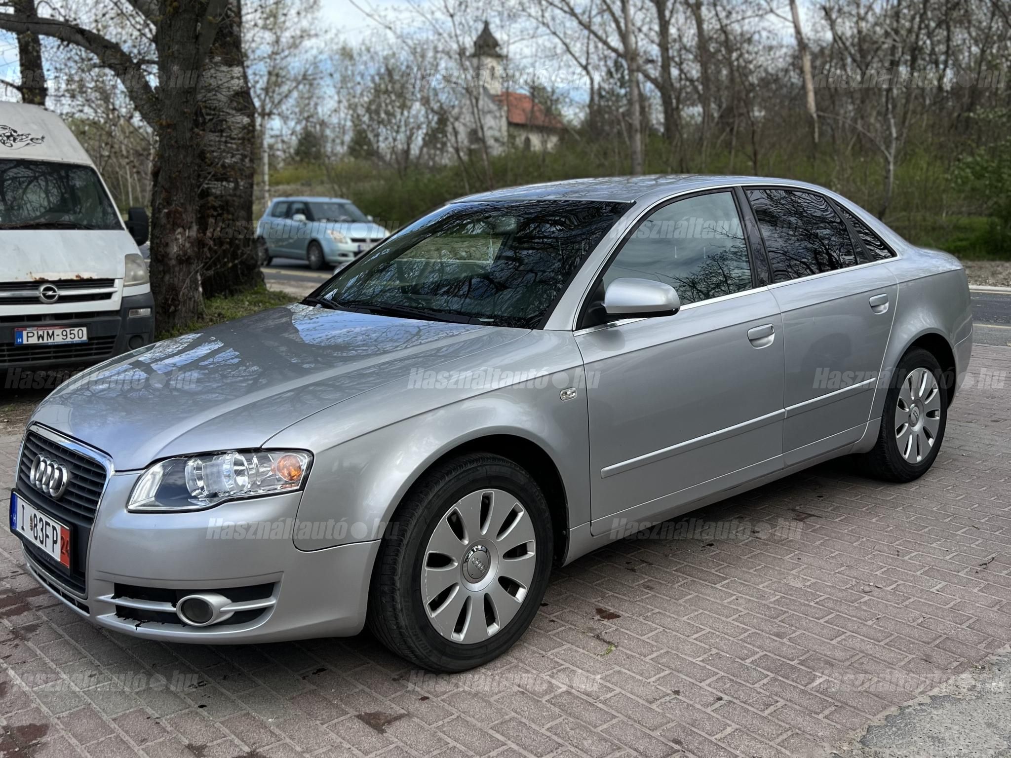 AUDI A4 2005/11 - 1