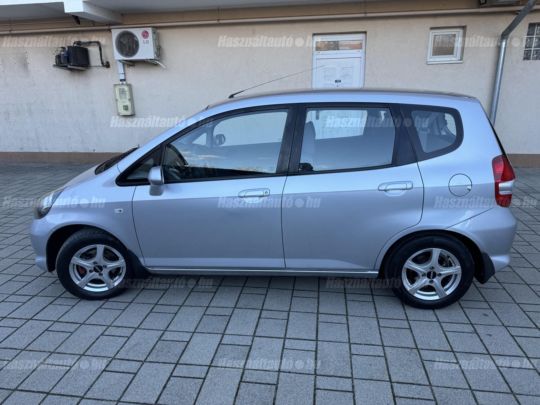 Eladó HONDA JAZZ Egyterű (2005)