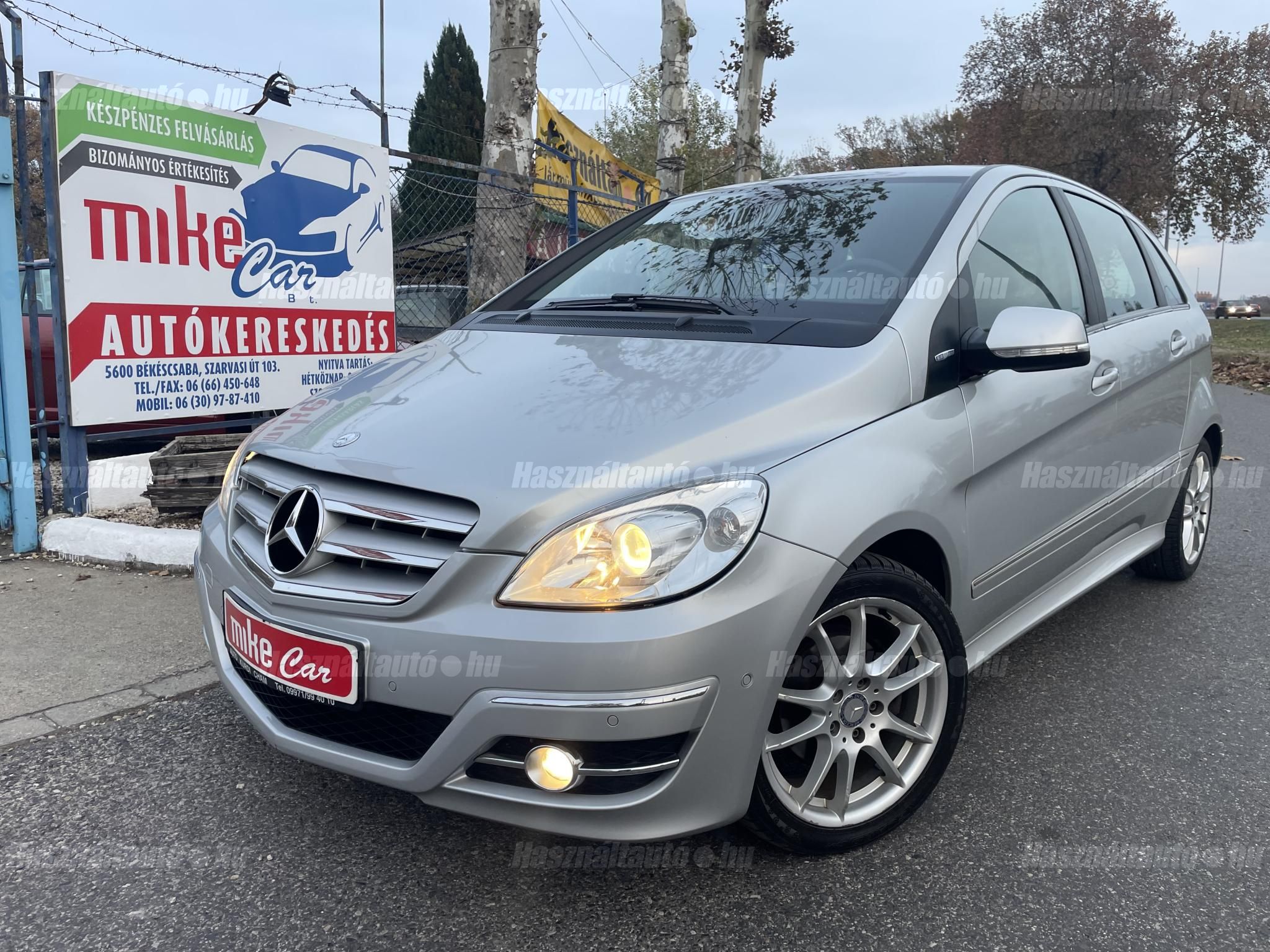 MERCEDES-BENZ B 180 2009/11 - 1