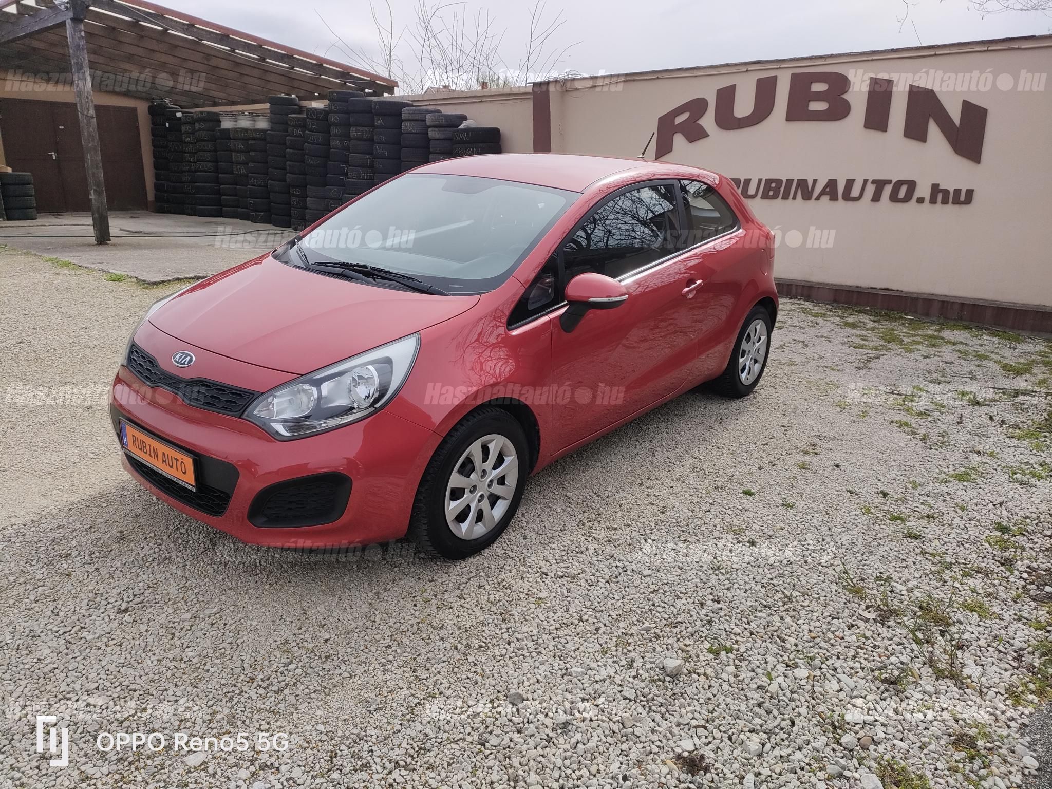 KIA RIO 2012/3 - 1