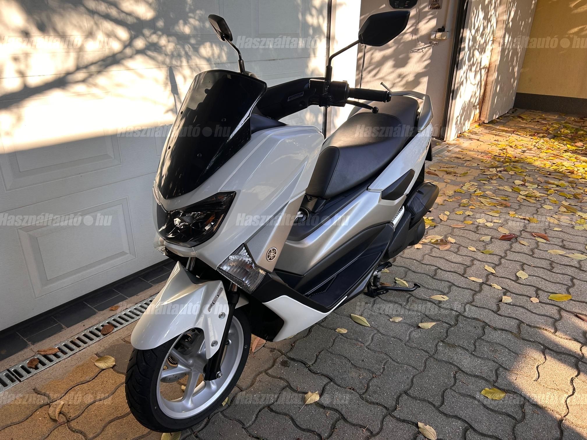 YAMAHA NMAX 2017/3 - 1