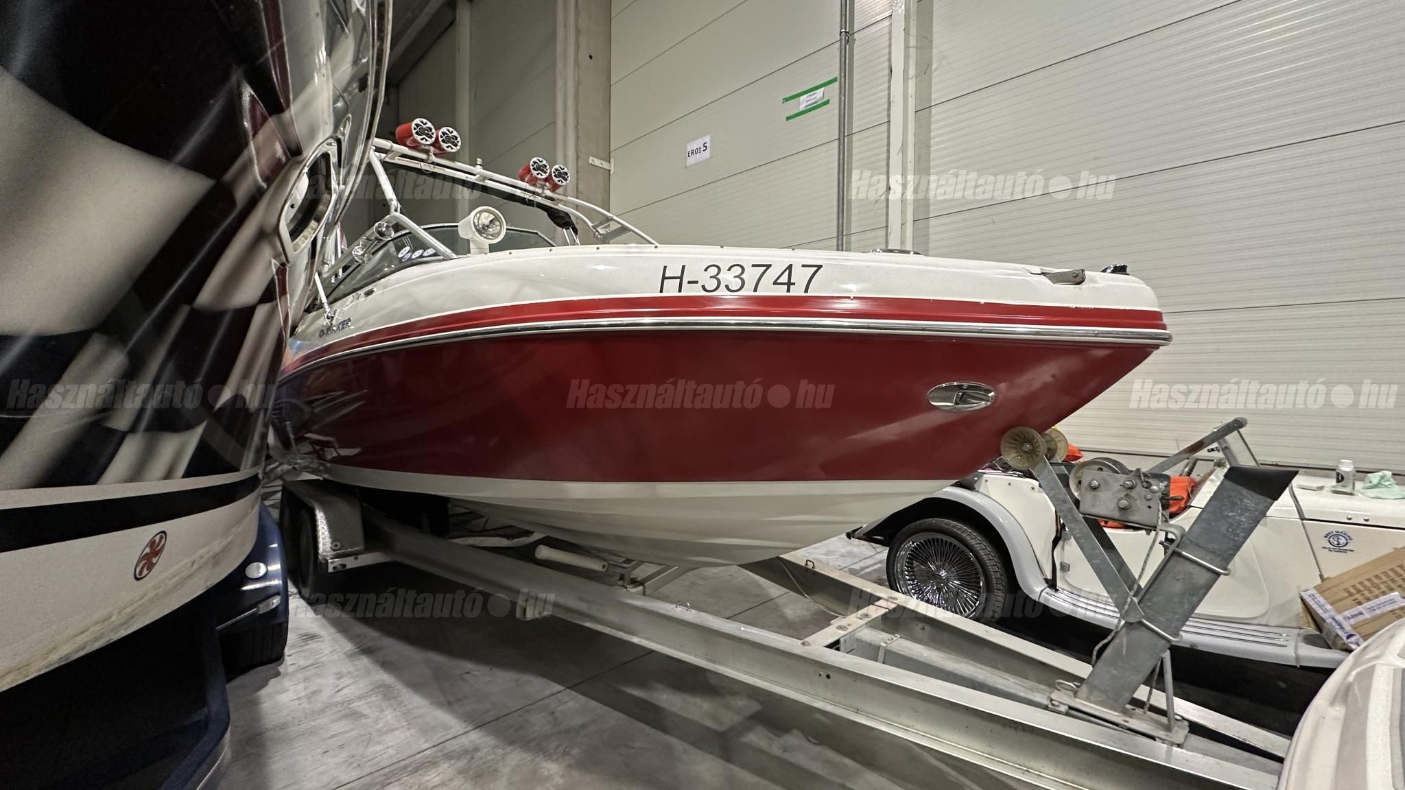 Rinker 246 CC