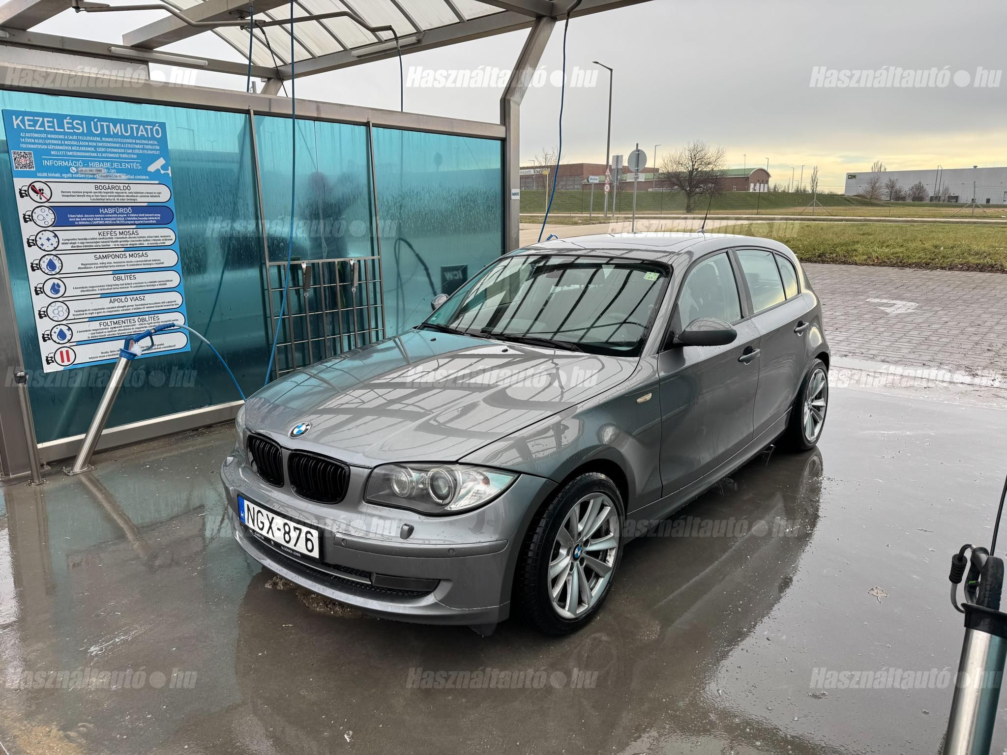 BMW 118 2009/7 - 1