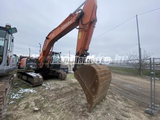 HITACHI 2011 - 1