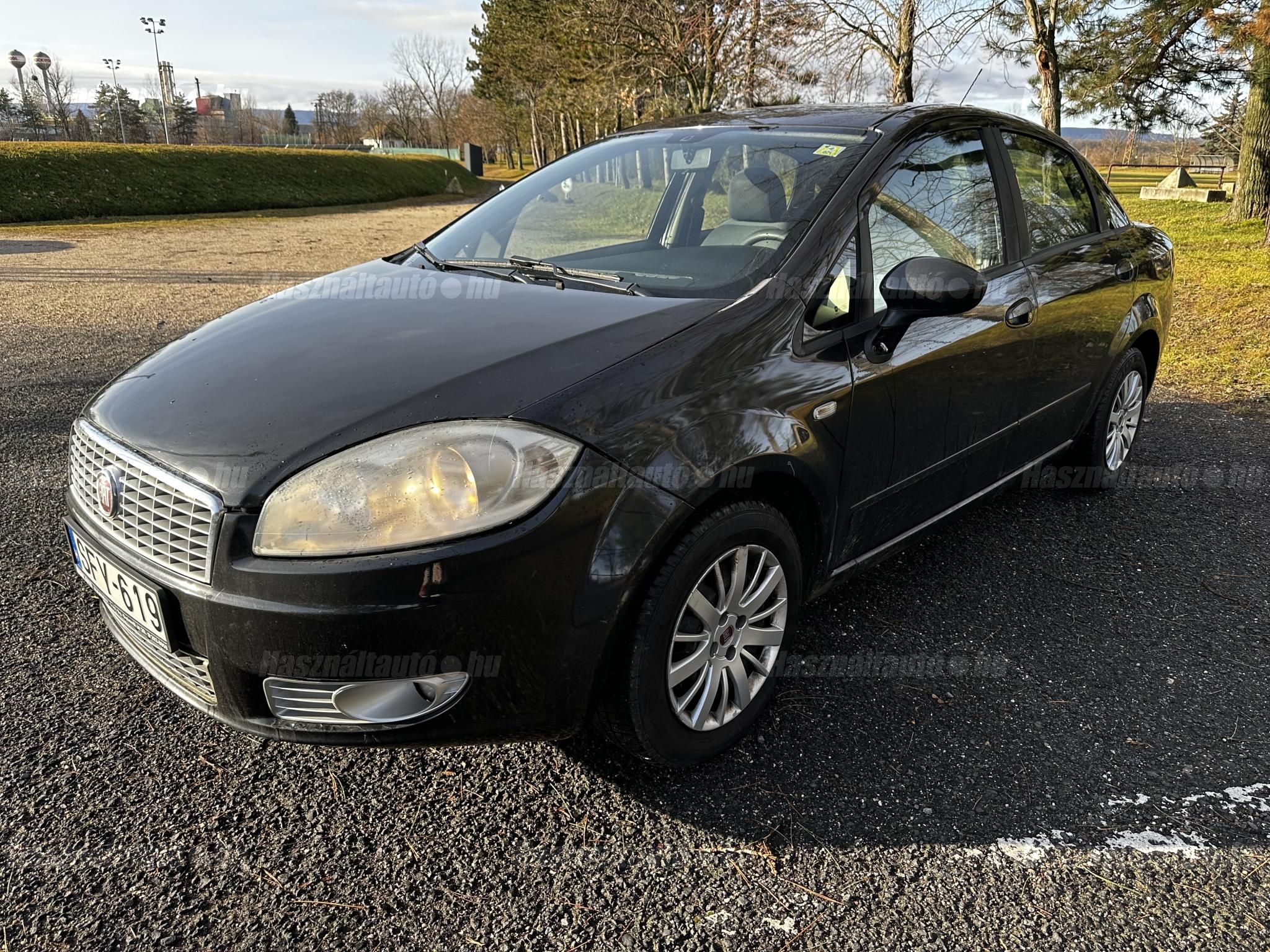 FIAT LINEA 2011/4 - 1