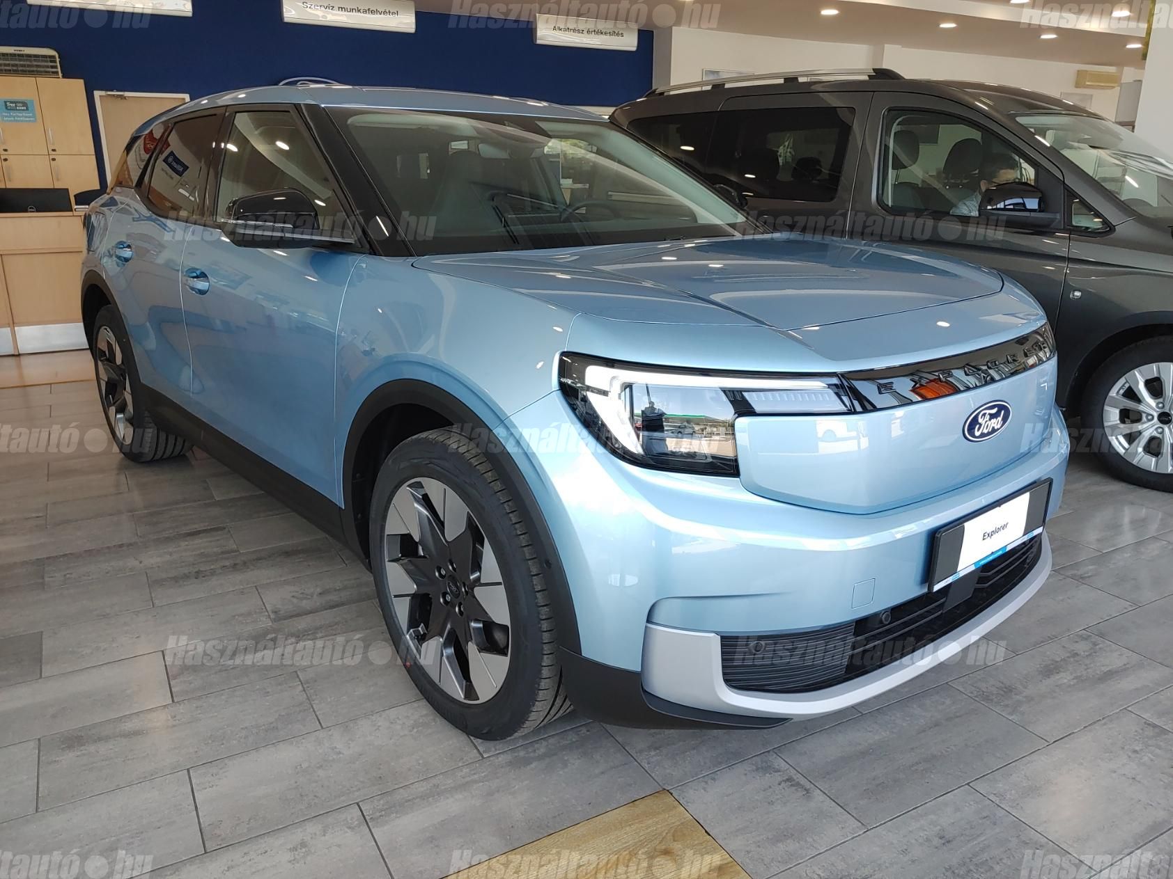 FORD EXPLORER 2025 - 1