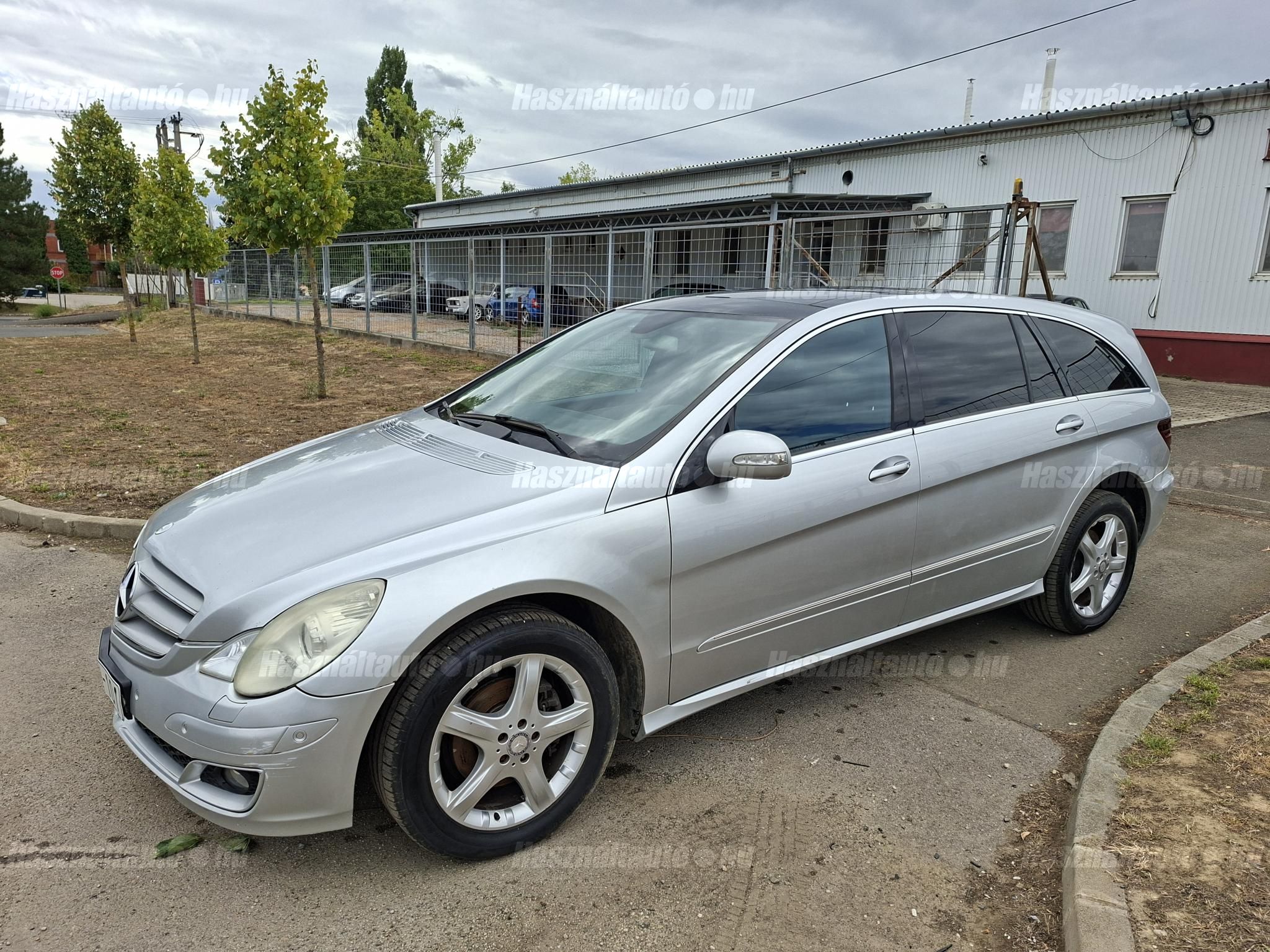 MERCEDES-BENZ R 320 2006/10 - 1