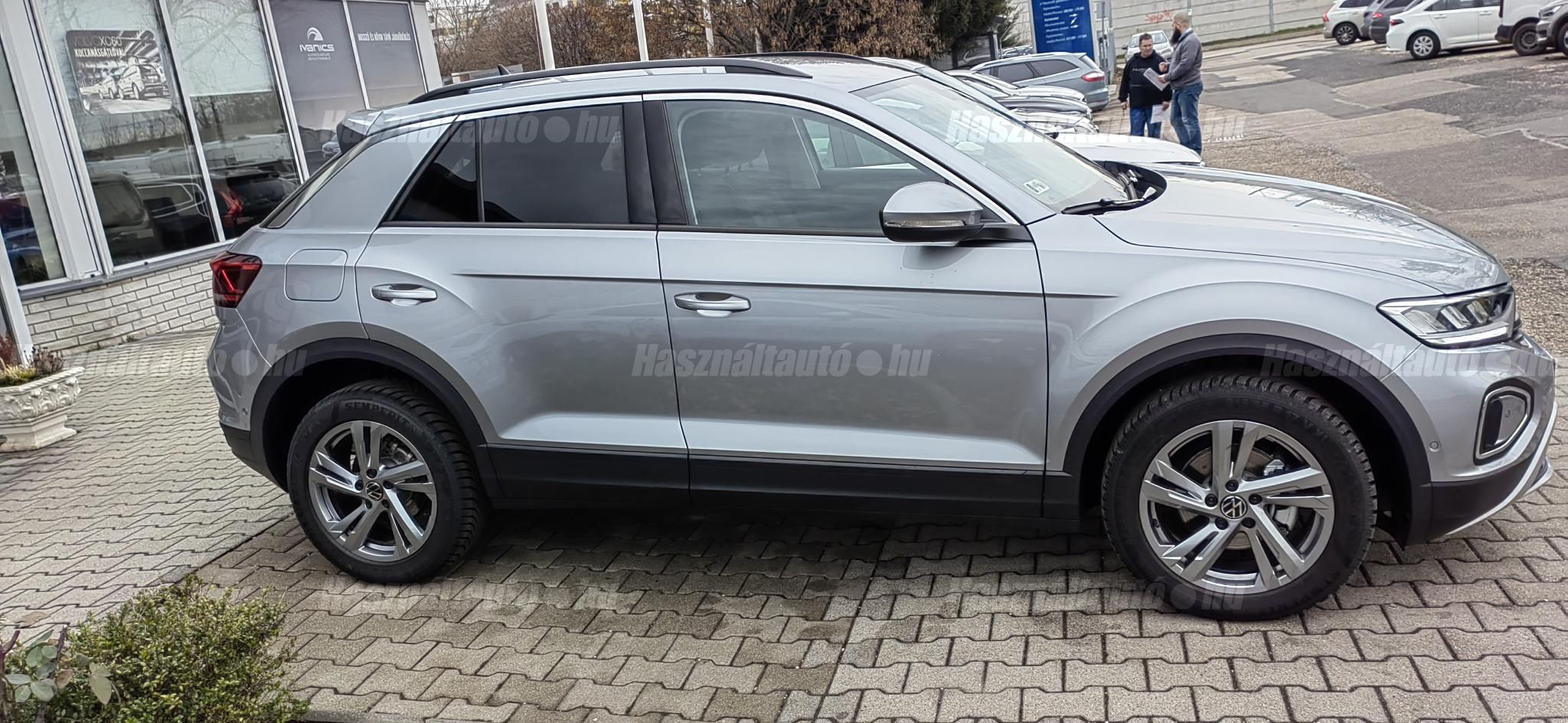VOLKSWAGEN T-ROC 2024/12 - 1