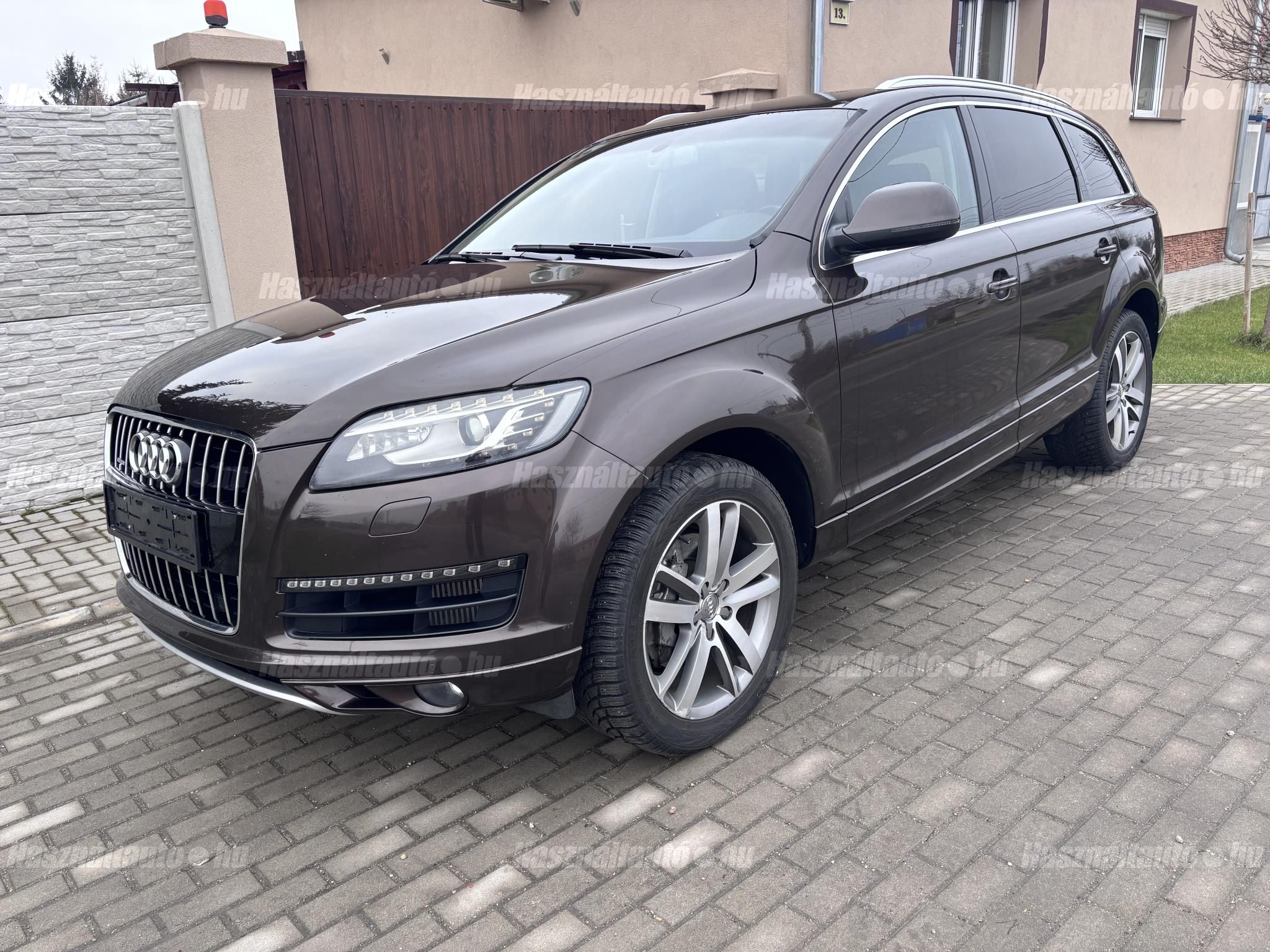 AUDI Q7 2010/9 - 1