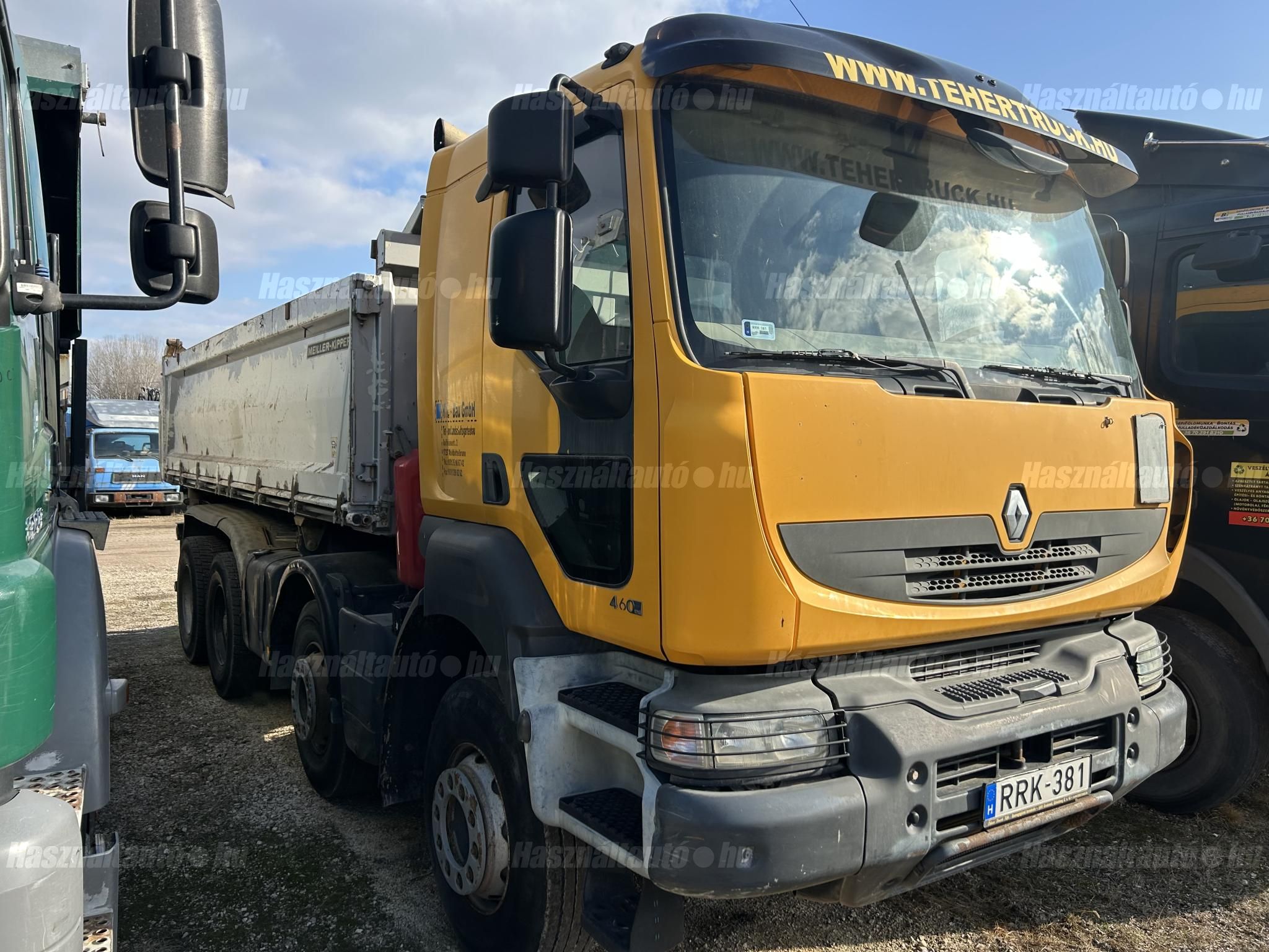 RENAULT 2011 - 1