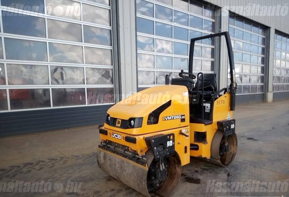 JCB 2017 - 1