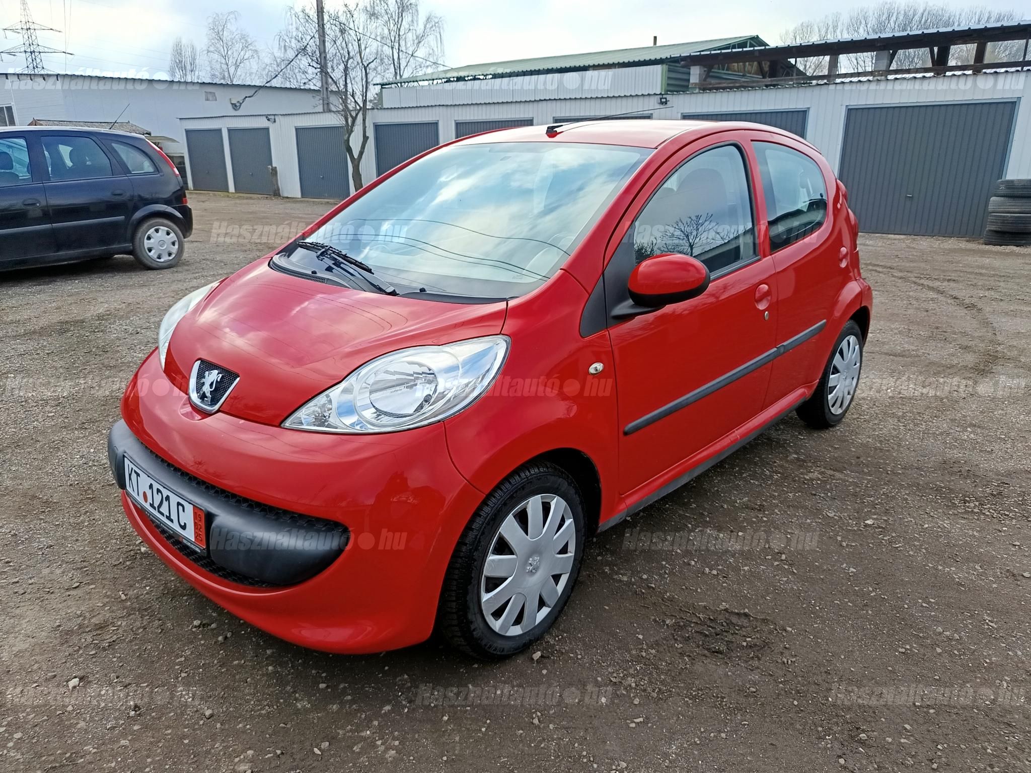 PEUGEOT 107 2007 - 1