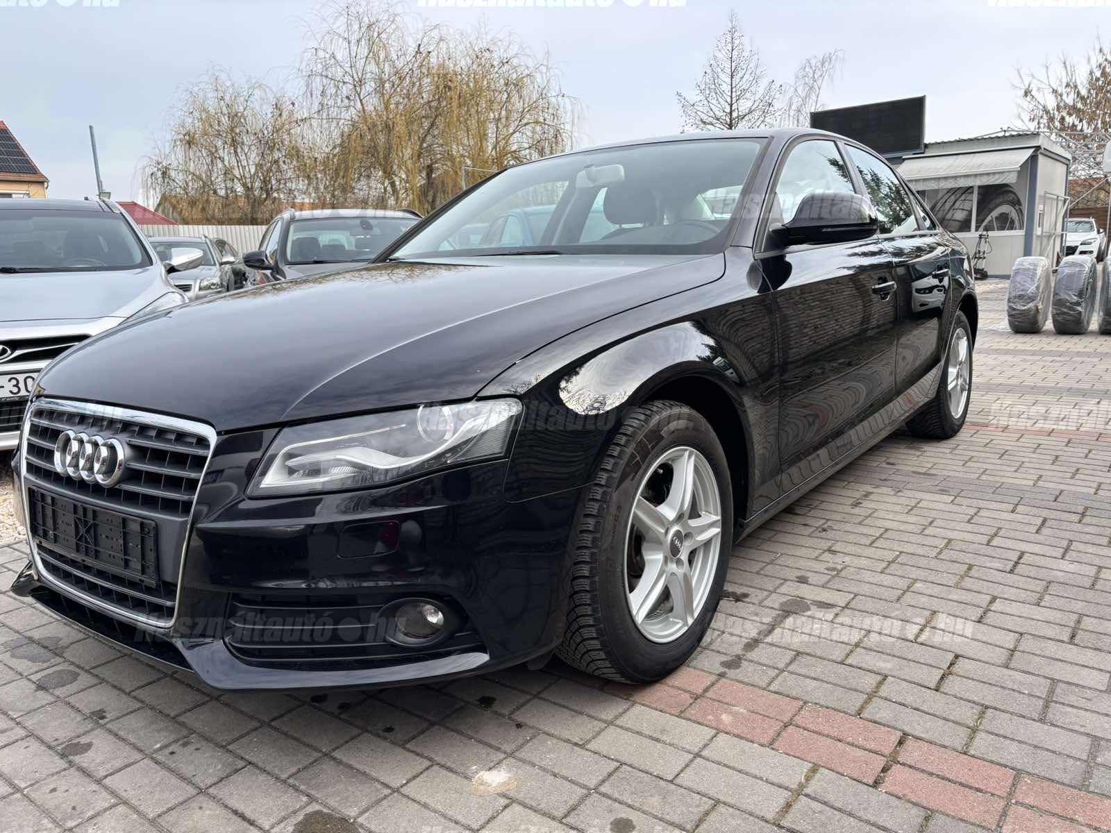 AUDI A4 2009/2 - 1