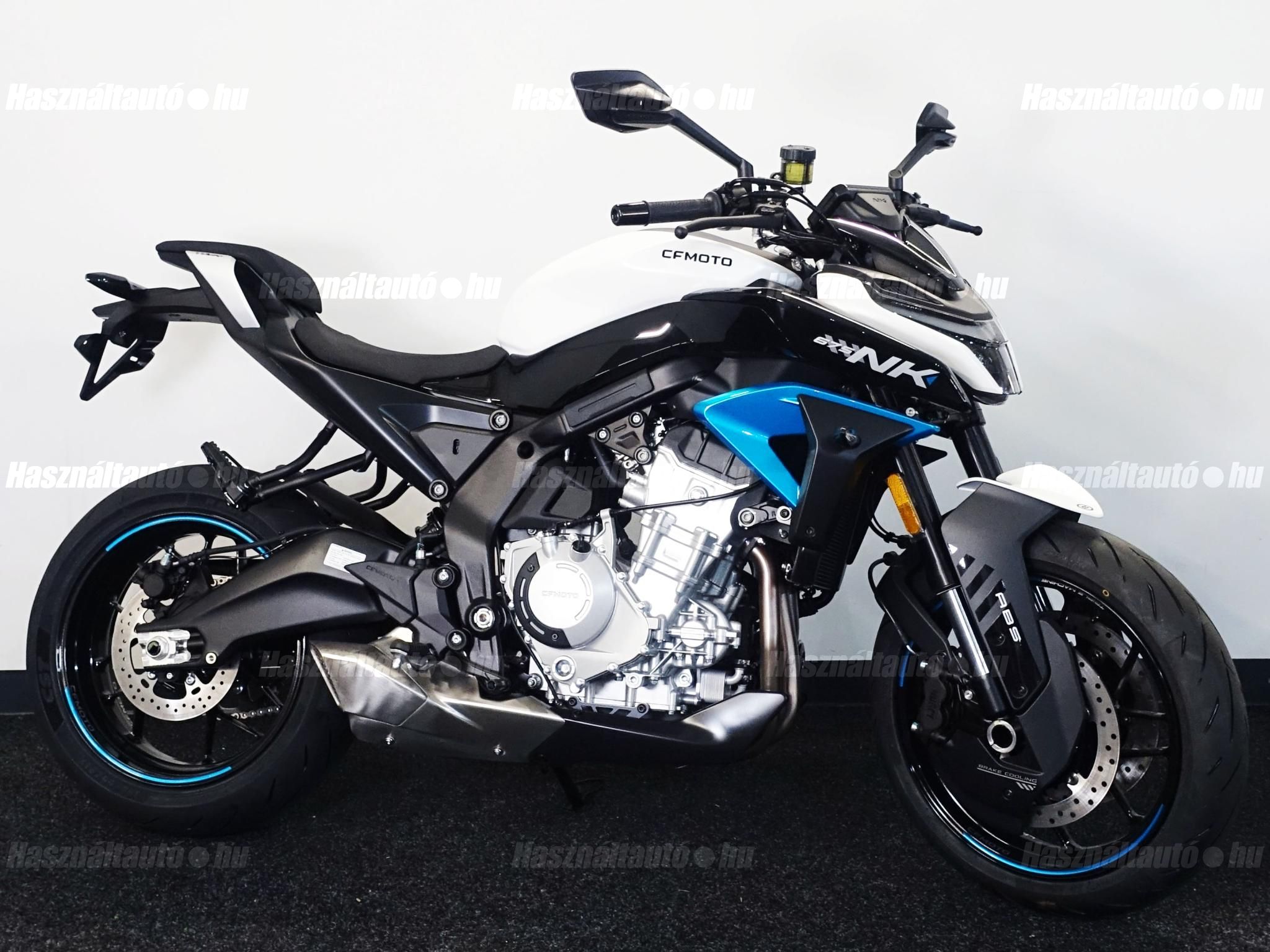 CFMOTO 675NK