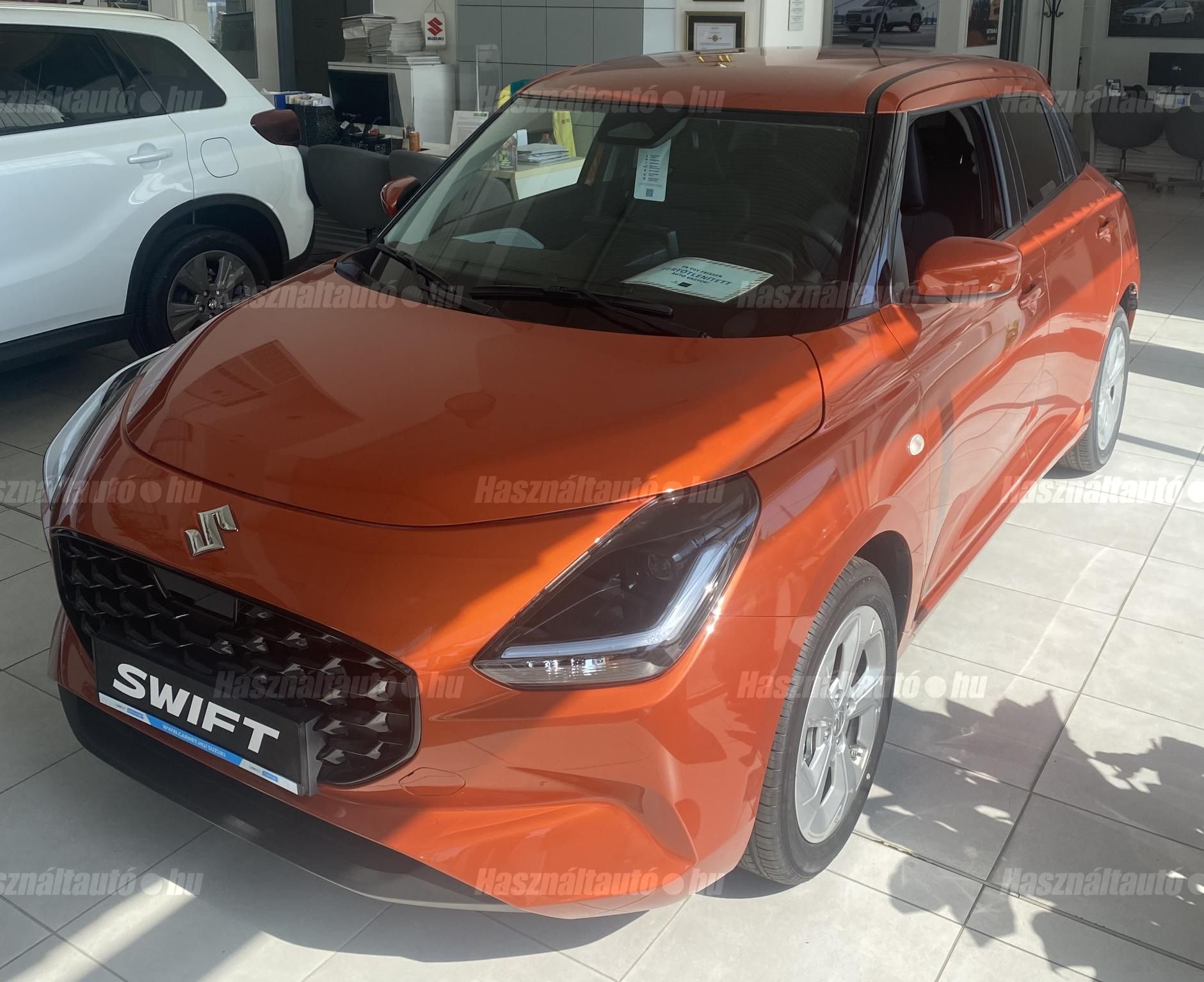 SUZUKI SWIFT 2025/2 - 1