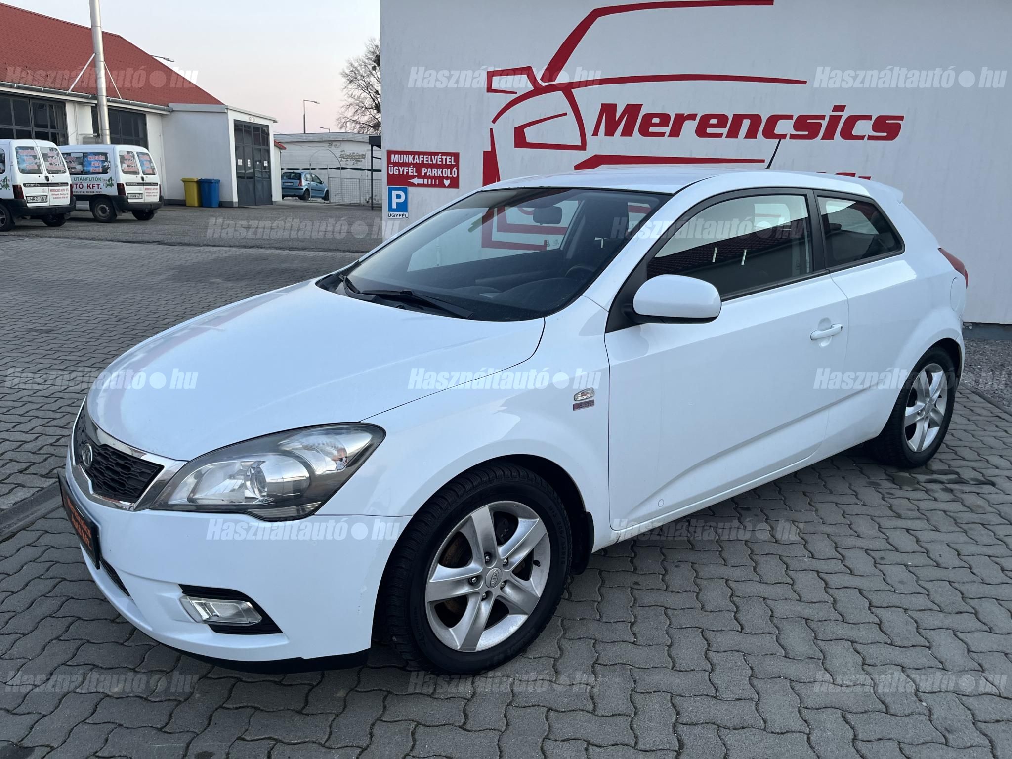 KIA PRO CEE'D 2011/5 - 1