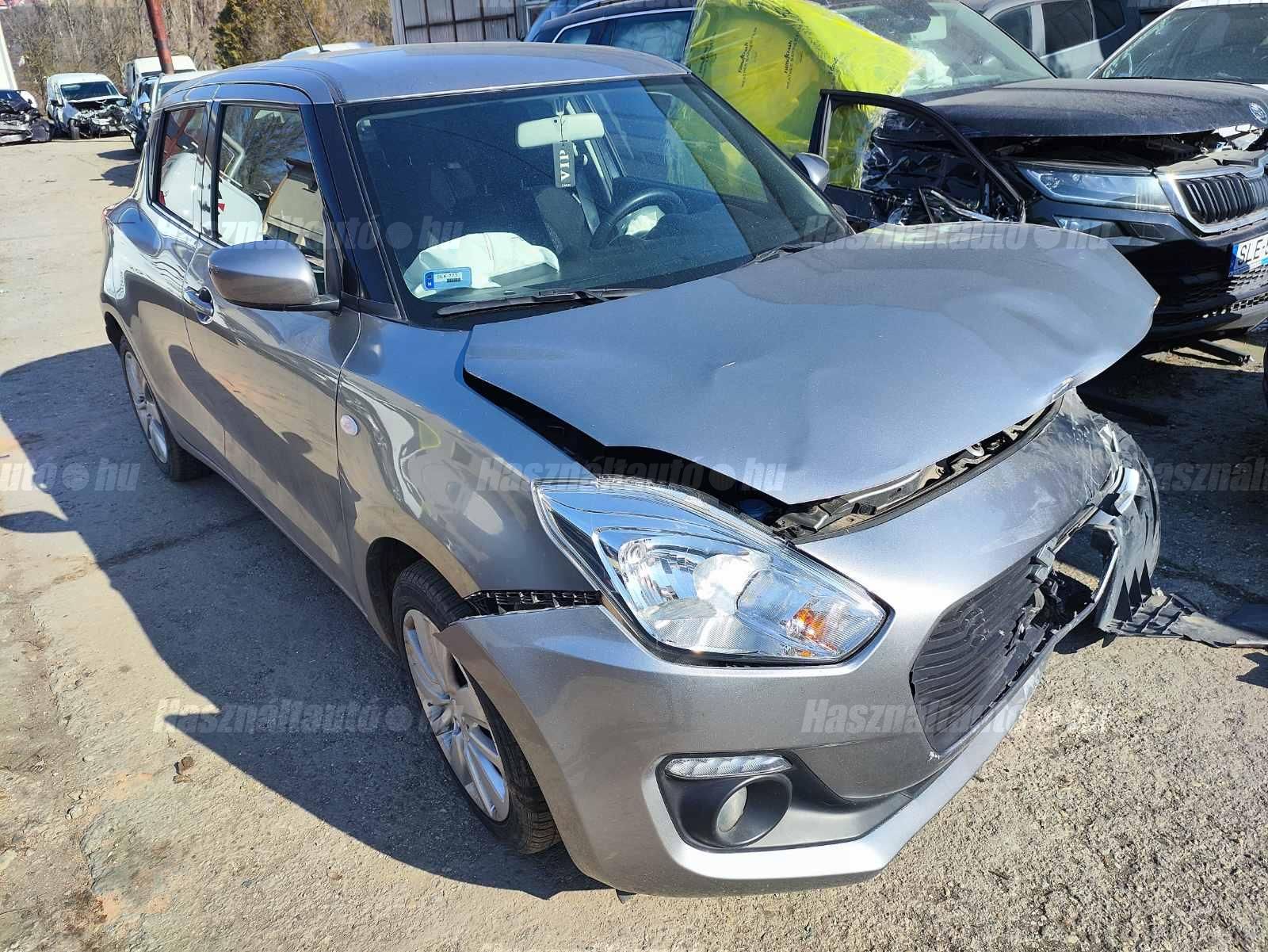 SUZUKI SWIFT 2020/6 - 1