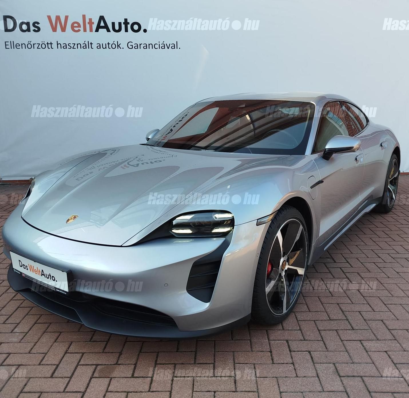 PORSCHE TAYCAN 2020/2 - 1